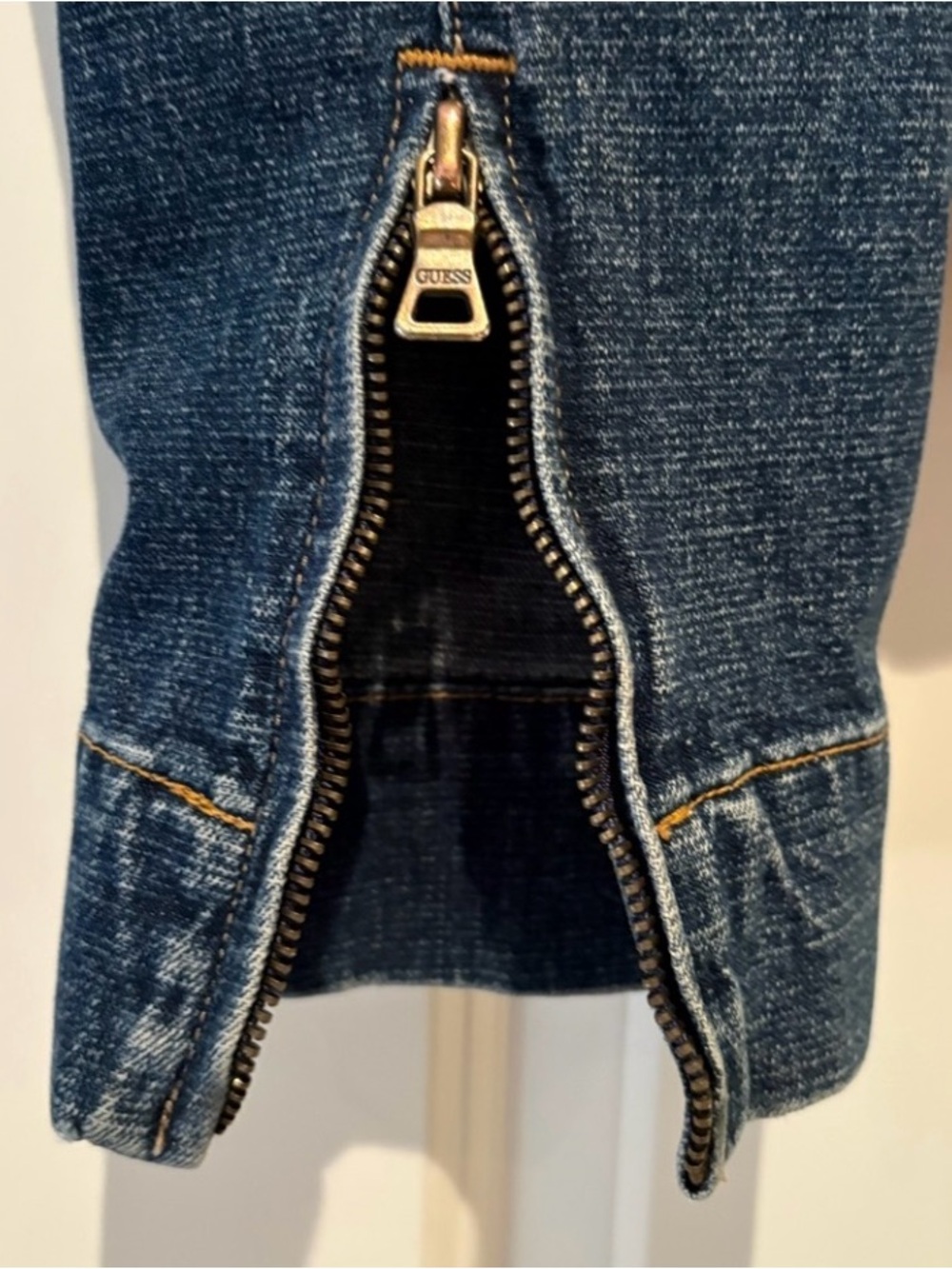 Guess Denim Jacket - Medium - Fits like a Small - Picture 6 of 9